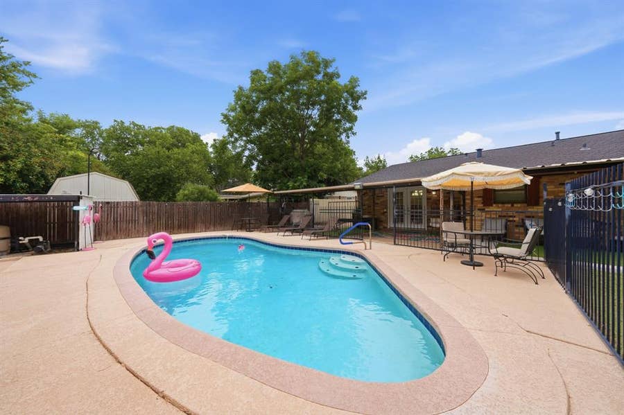 Property photo for 520 Thompson Drive, Saginaw, TX