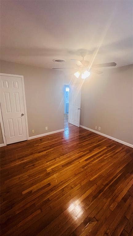 909 Laguna Drive, Denton, TX 76209 909 Laguna Drive, Denton, TX 76209