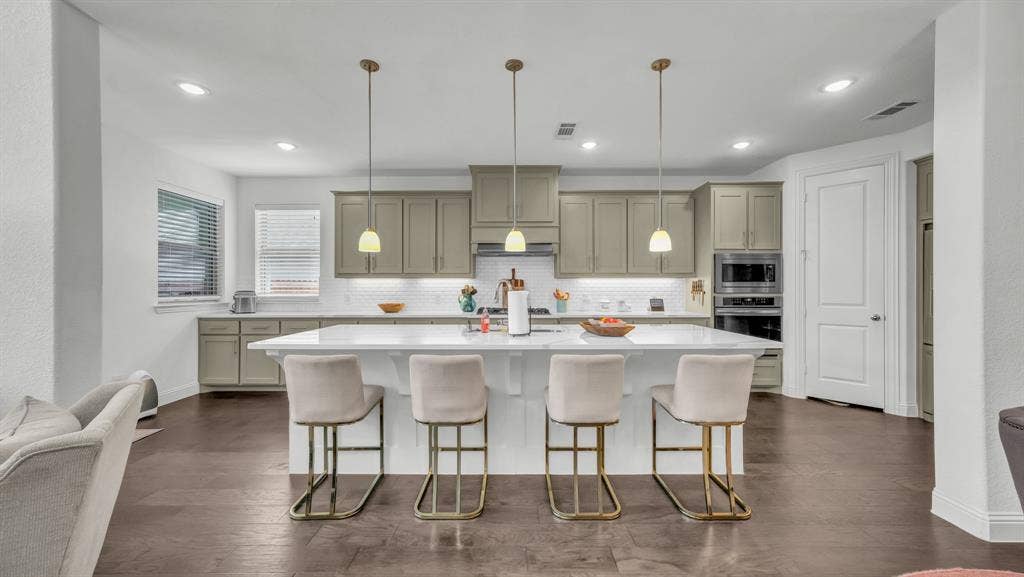 14904 Gentry Drive, Aledo, TX 76008 14904 Gentry Drive, Aledo, TX 76008
