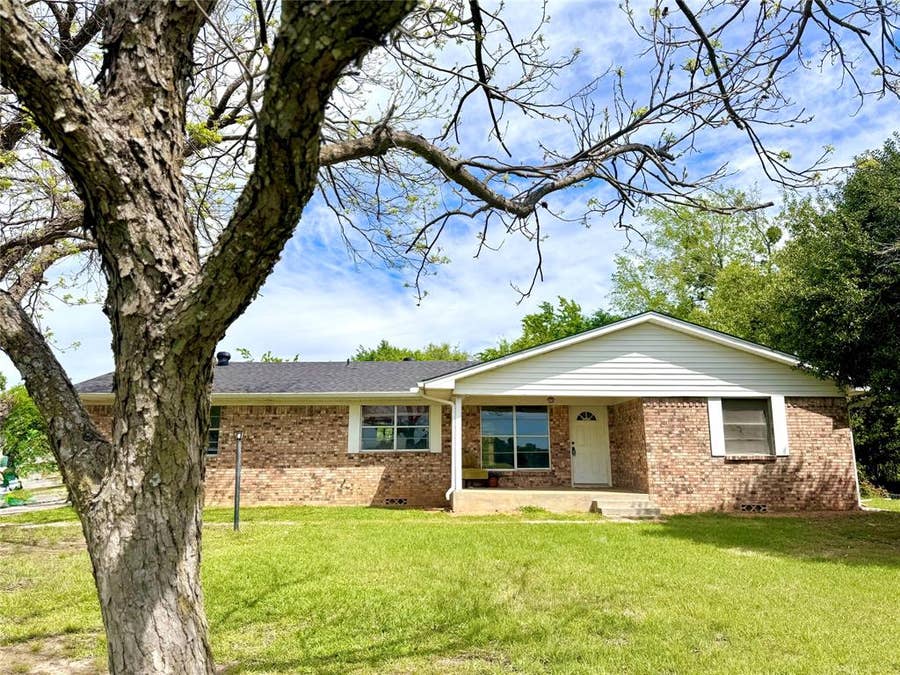 Property photo for 10344 County Road 2404, Tool, TX