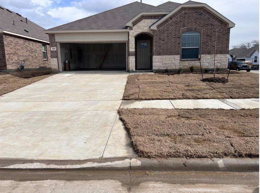 Property photo for 1221 Flameleaf Drive, Princeton, TX