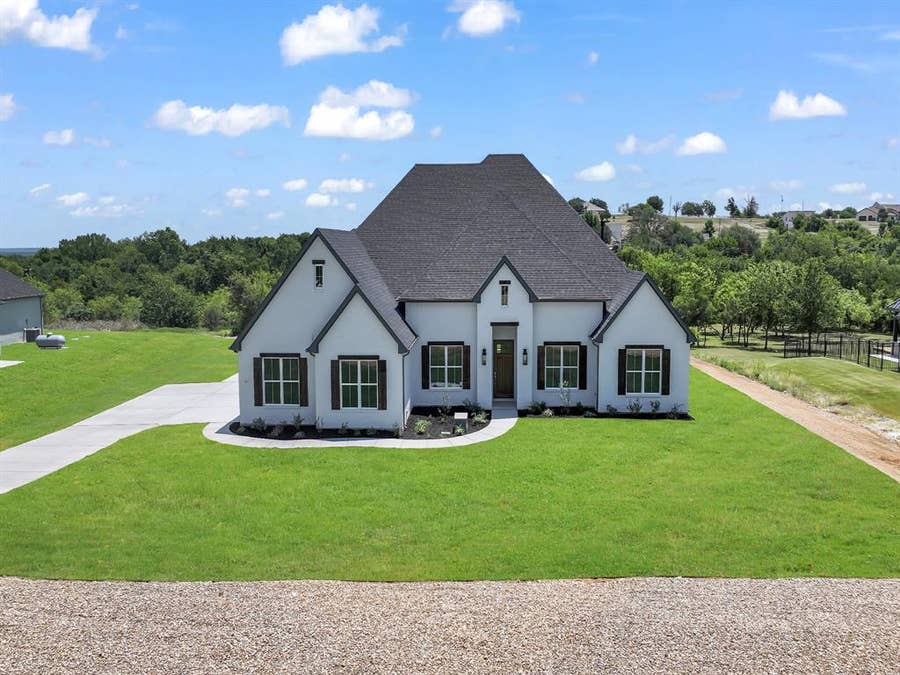 Property photo for 316 Tiara Trail, Fort Worth, TX