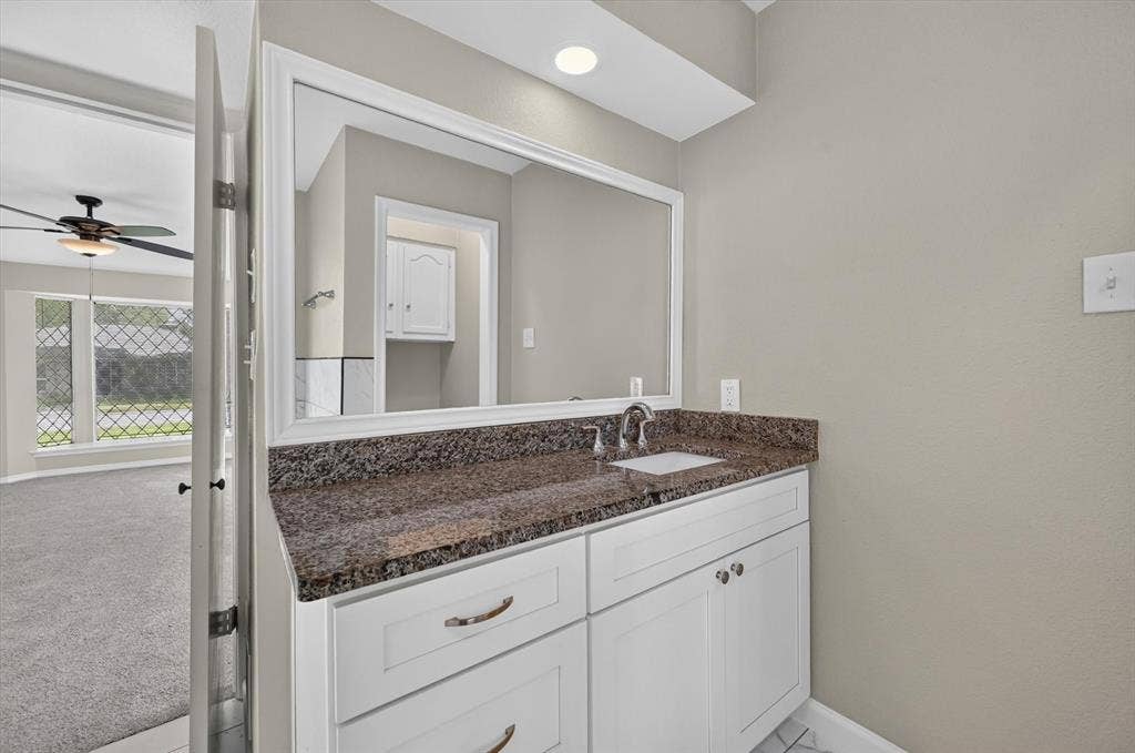 344 Woodbrook Drive, DeSoto, TX 75115