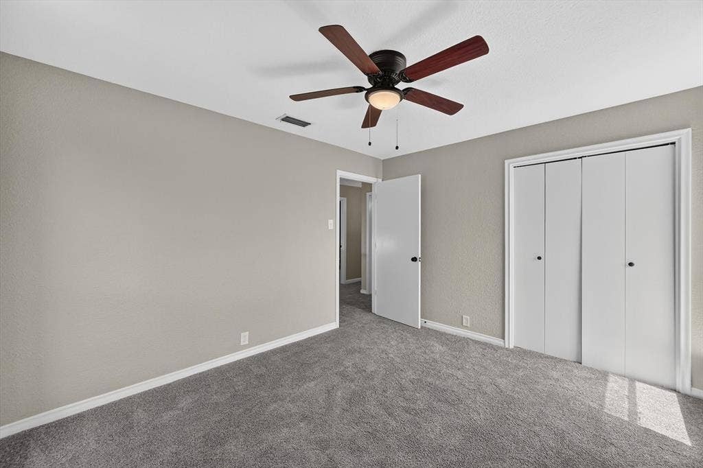 344 Woodbrook Drive, DeSoto, TX 75115