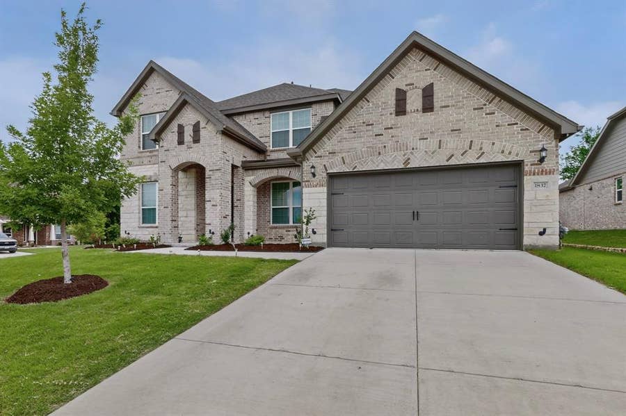 Property photo for 1837 Whispering Pines Drive, Celina, TX
