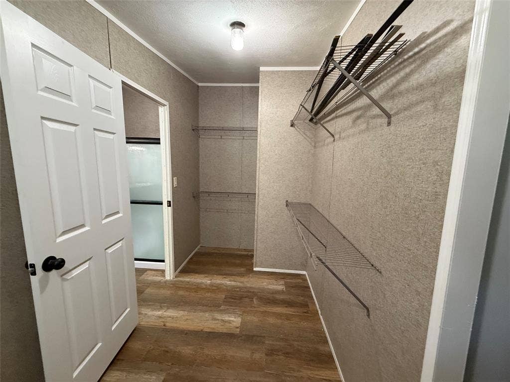 4262 Cactus Drive, Argyle, TX 76226 Primary Bath Closet