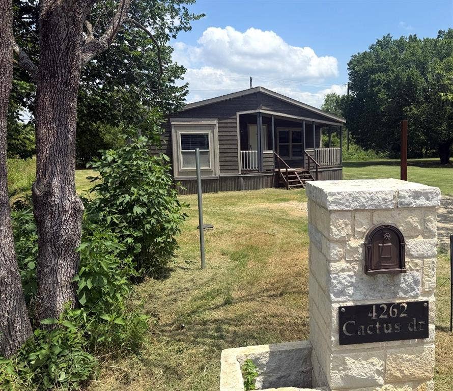 4262 Cactus Drive, Argyle, TX 76226 4262 Cactus Drive, Argyle, TX 76226