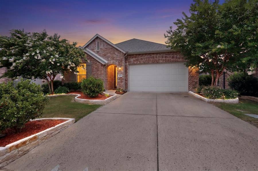 Property photo for 1901 Bishop Barrel Lane, Wylie, TX