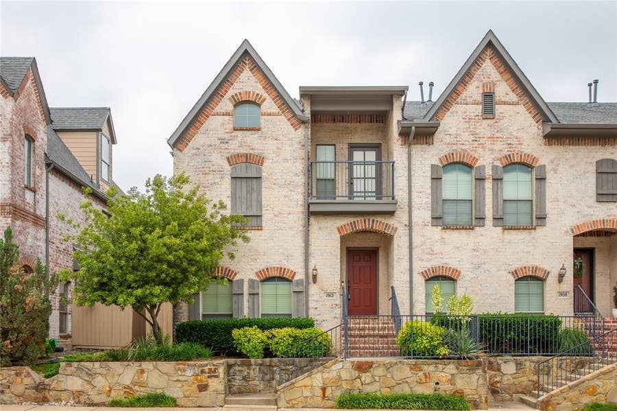 Property photo for 1912 Desoto Drive, McKinney, TX
