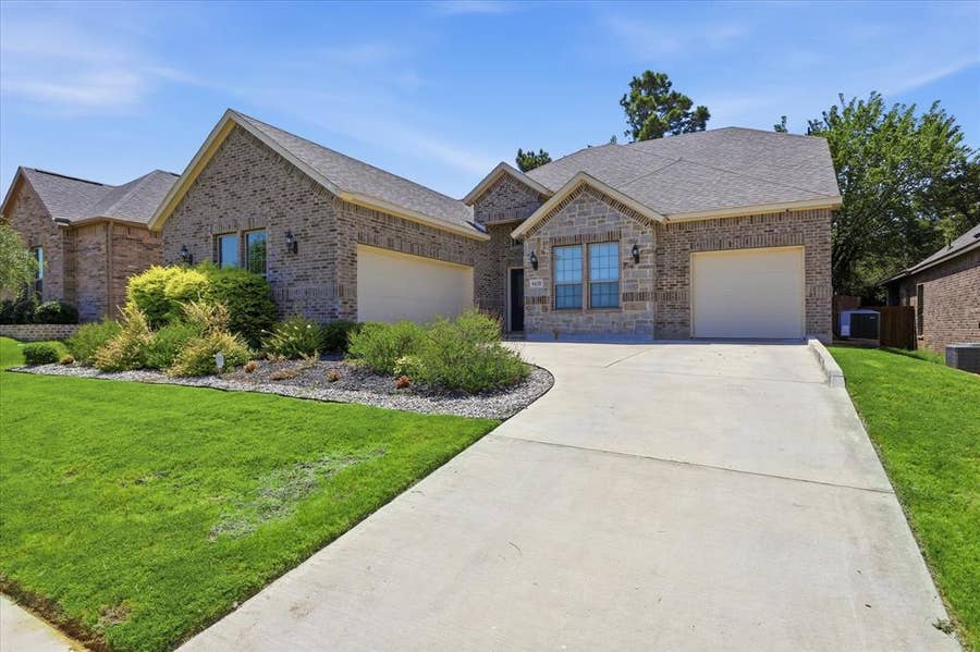 Property photo for 4428 Terraview Drive, Arlington, TX