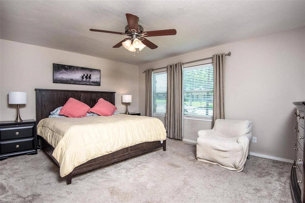 6607 Roundrock Road, Dallas, TX 75248 6607 Roundrock Road, Dallas, TX 75248