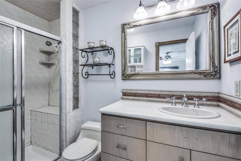 6607 Roundrock Road, Dallas, TX 75248 6607 Roundrock Road, Dallas, TX 75248