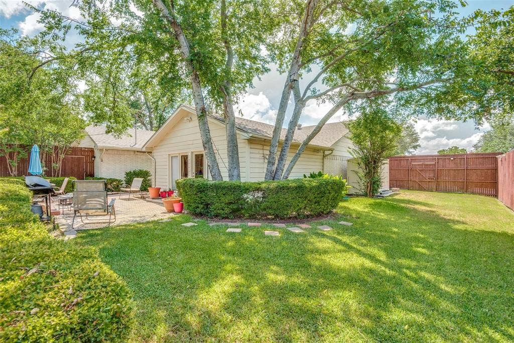 6607 Roundrock Road, Dallas, TX 75248 6607 Roundrock Road, Dallas, TX 75248