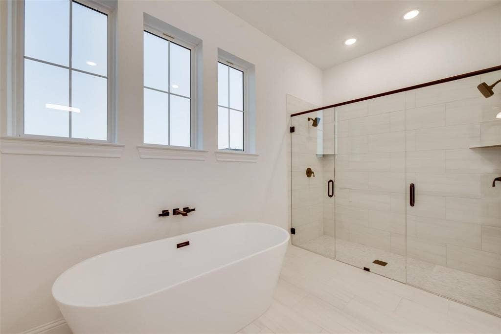 1203 Chapel Drive, Rockwall, TX 75032 1203 Chapel Drive, Rockwall, TX 75032