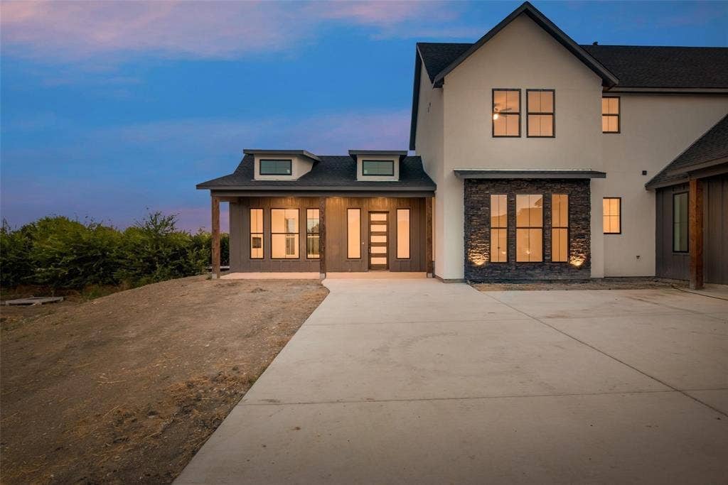 1203 Chapel Drive, Rockwall, TX 75032 1203 Chapel Drive, Rockwall, TX 75032