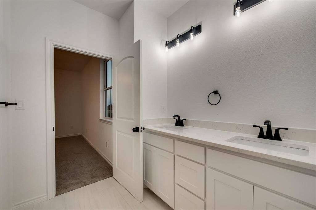 1203 Chapel Drive, Rockwall, TX 75032 1203 Chapel Drive, Rockwall, TX 75032