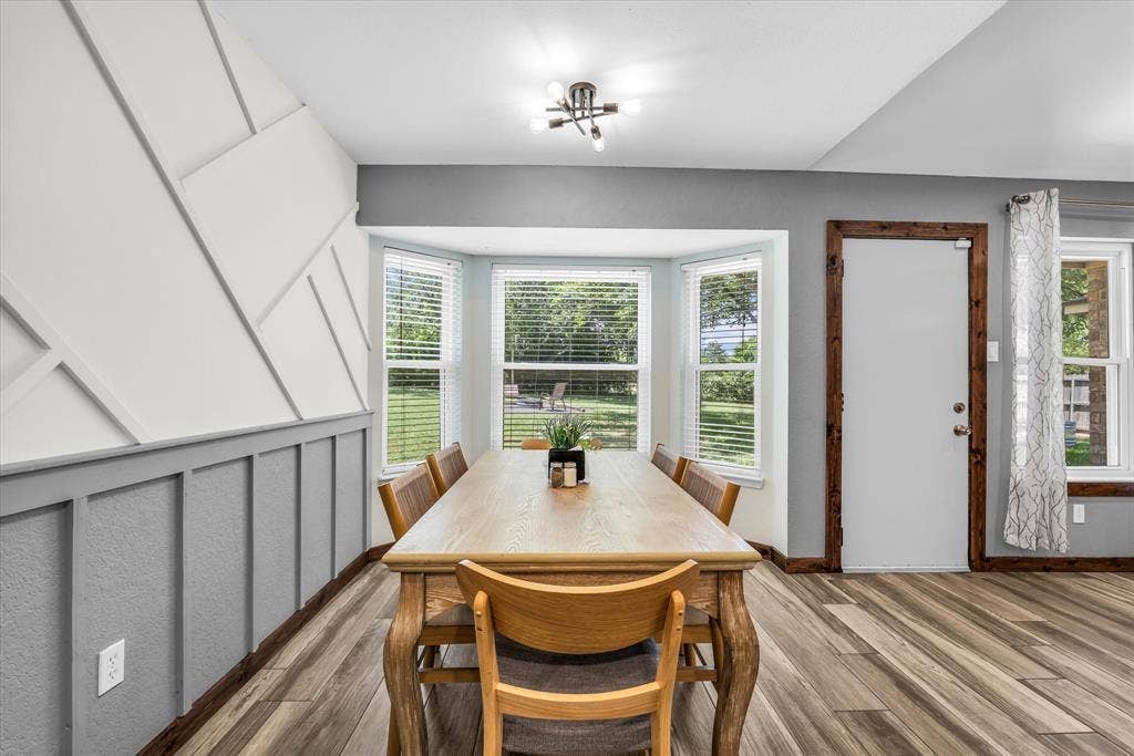 316 E Chapman Road, Hewitt, TX 76643 316 E Chapman Road, Hewitt, TX 76643
