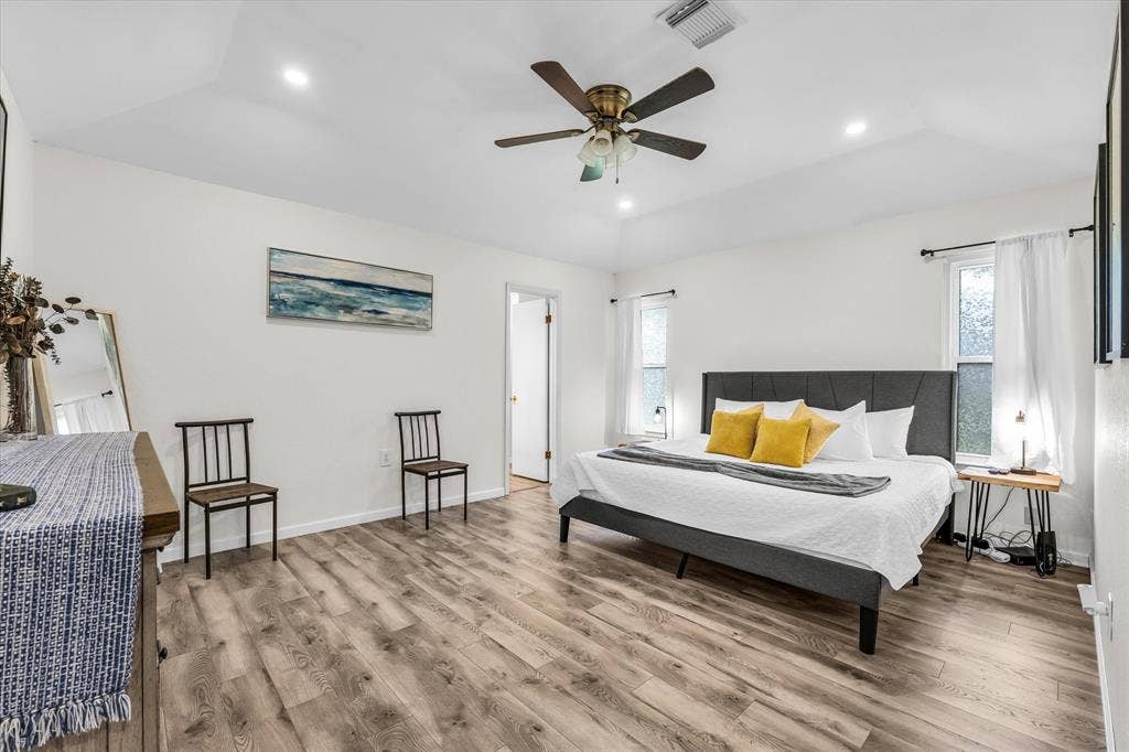 316 E Chapman Road, Hewitt, TX 76643 316 E Chapman Road, Hewitt, TX 76643