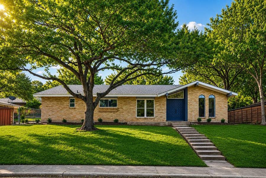 Property photo for 3204 Greenbriar Lane, Plano, TX