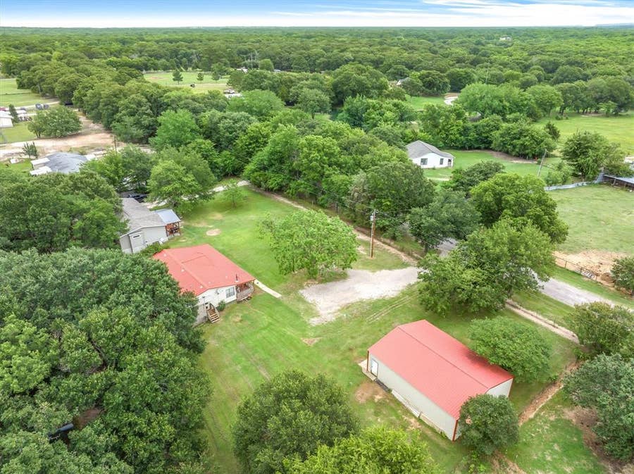 Property photo for 9556 County Road 2400, Quinlan, TX