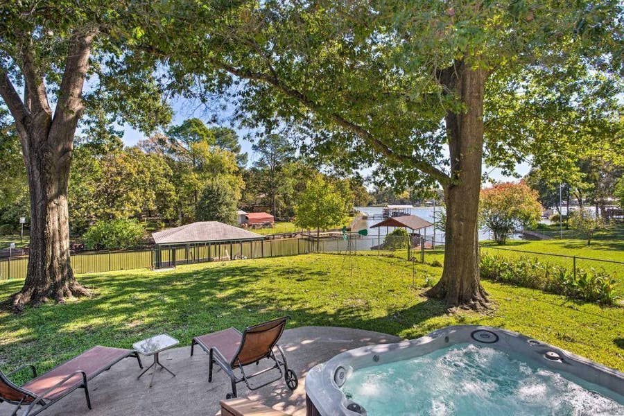 Property photo for 108 Camino Robles Street, Gun Barrel City, TX
