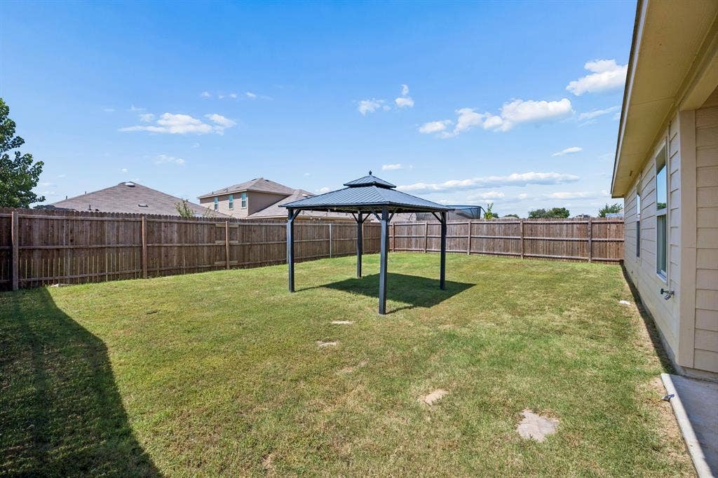 313 Samuel Street, Denton, TX 76207