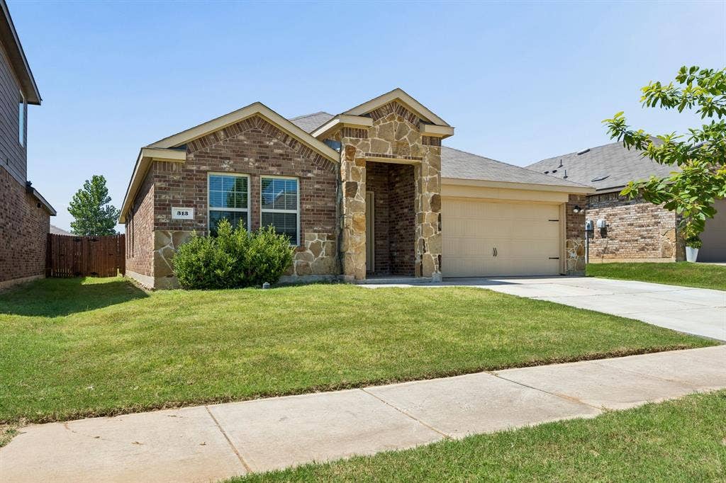 313 Samuel Street, Denton, TX 76207