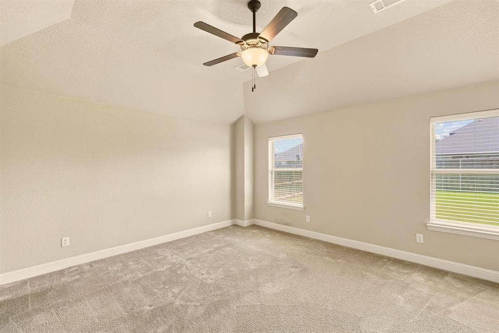 5610 Paradise Drive, Midlothian, TX 76065