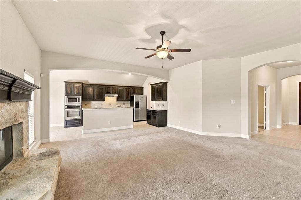 5610 Paradise Drive, Midlothian, TX 76065