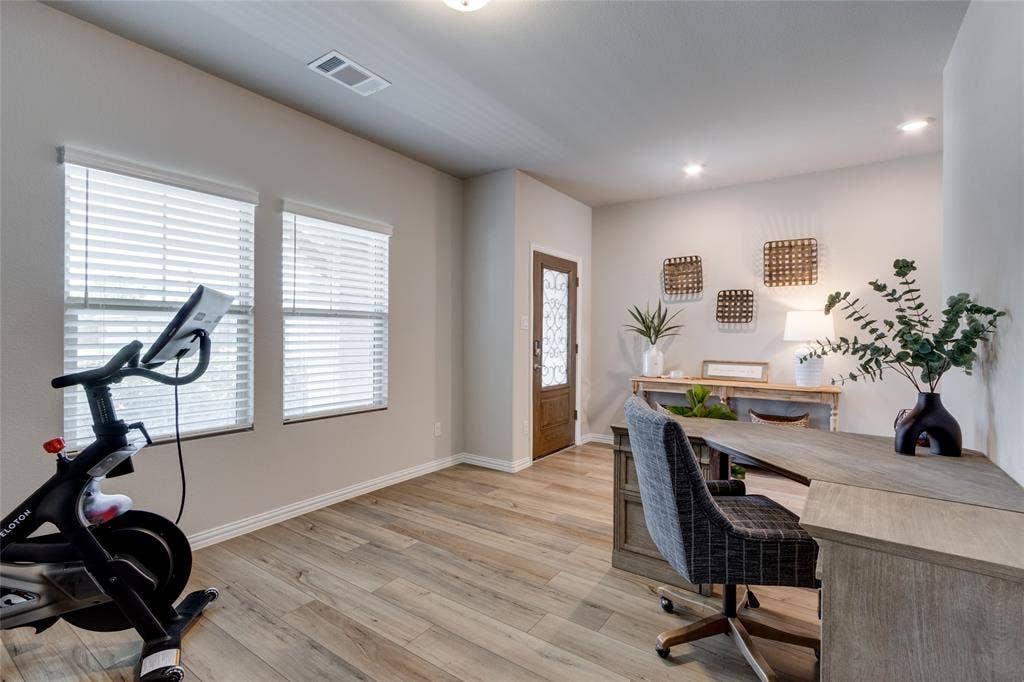 2120 Draco Drive, Haslet, TX 76052 2120 Draco Drive, Haslet, TX 76052