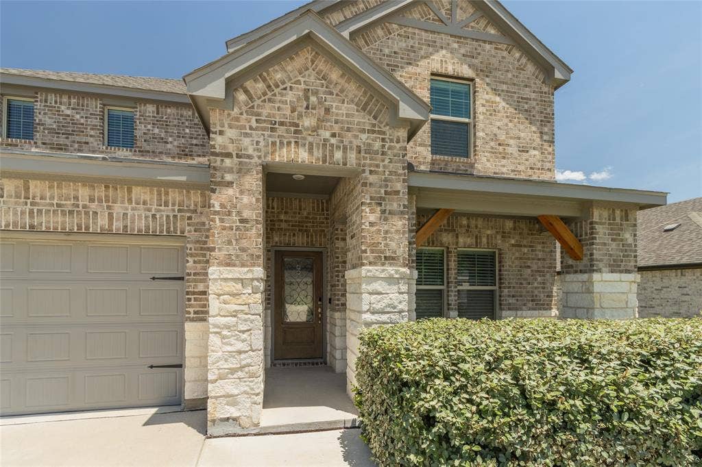 2120 Draco Drive, Haslet, TX 76052 2120 Draco Drive, Haslet, TX 76052