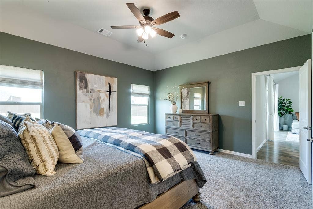 2120 Draco Drive, Haslet, TX 76052 2120 Draco Drive, Haslet, TX 76052