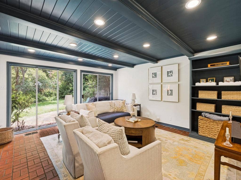 3860 Mockingbird Lane, Highland Park, TX 75205 3860 Mockingbird Lane, Highland Park, TX 75205
