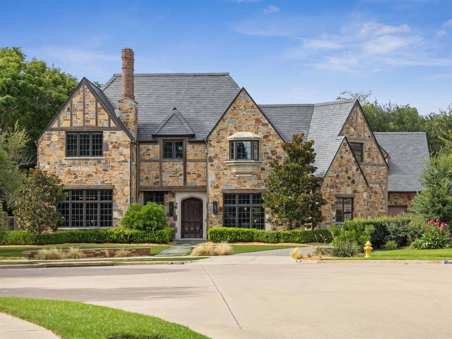 Property photo for 722 Inglenook Court, Coppell, TX