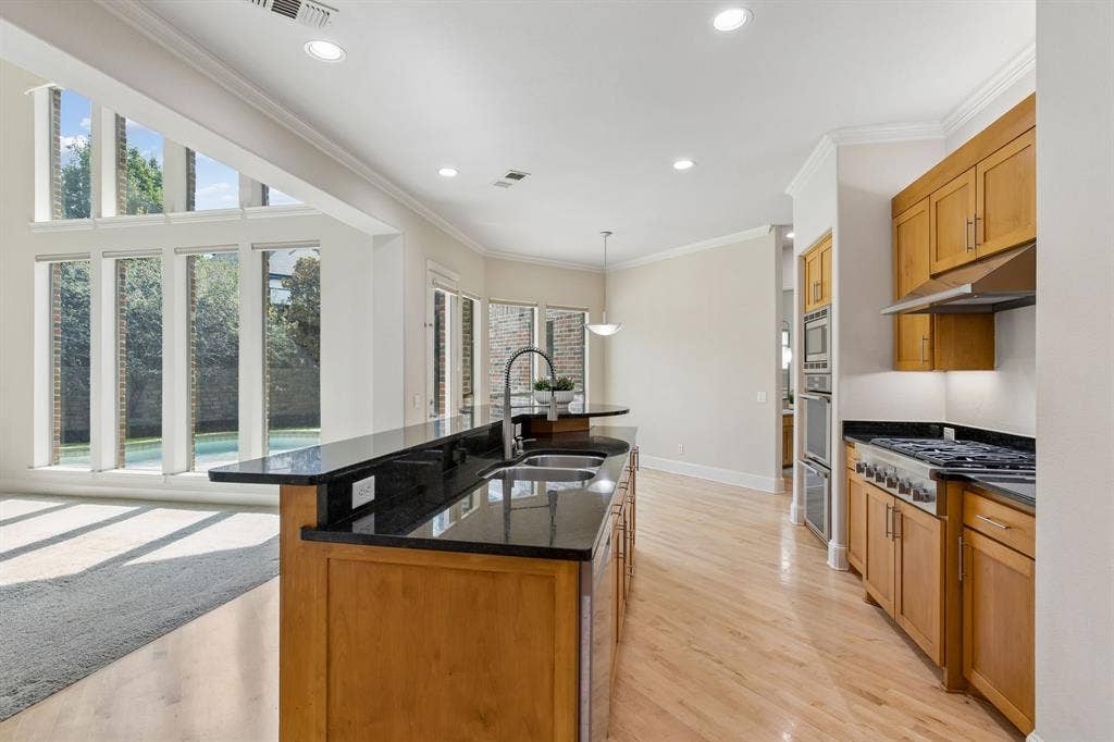 4760 Paxton Lane, Frisco, TX 75034 4760 Paxton Lane, Frisco, TX 75034