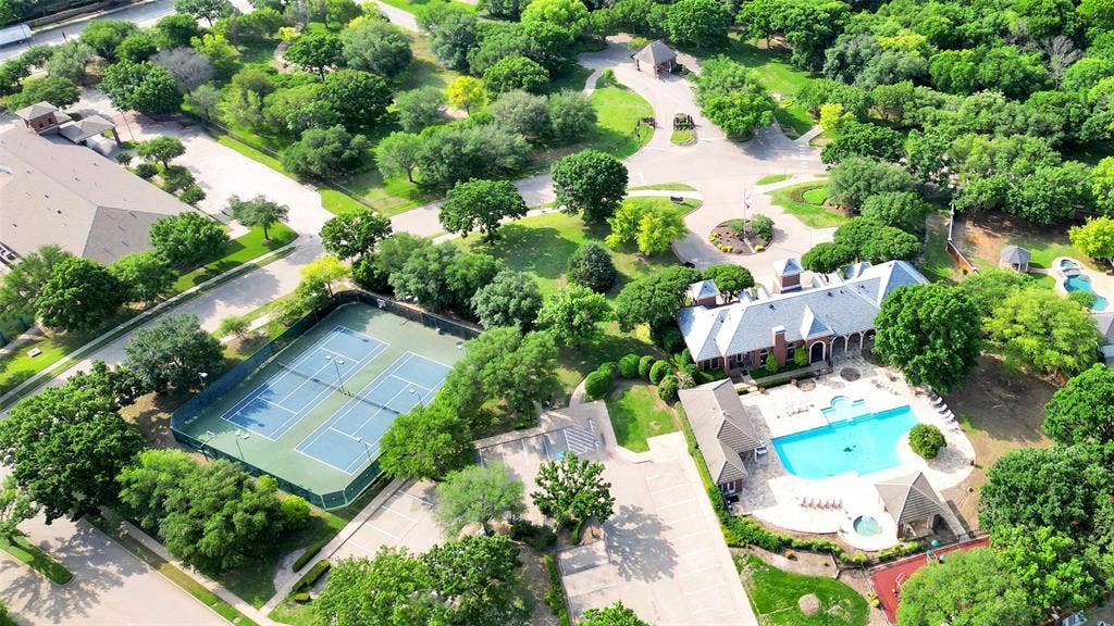 4760 Paxton Lane, Frisco, TX 75034 4760 Paxton Lane, Frisco, TX 75034