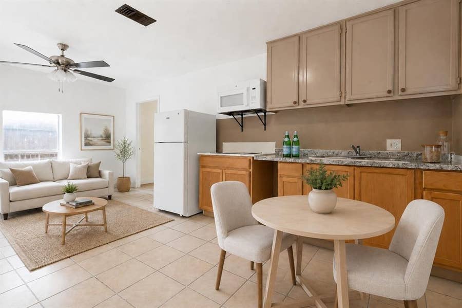 Property photo for 403 N Britain Road, #407B, Irving, TX