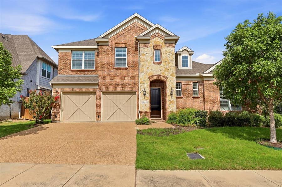 Property photo for 344 Birchwood Way, Irving, TX