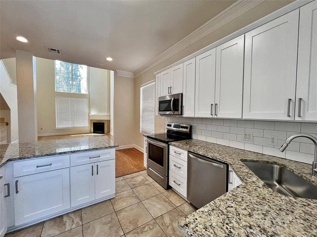 5808 La Vista Drive, Dallas, TX 75206