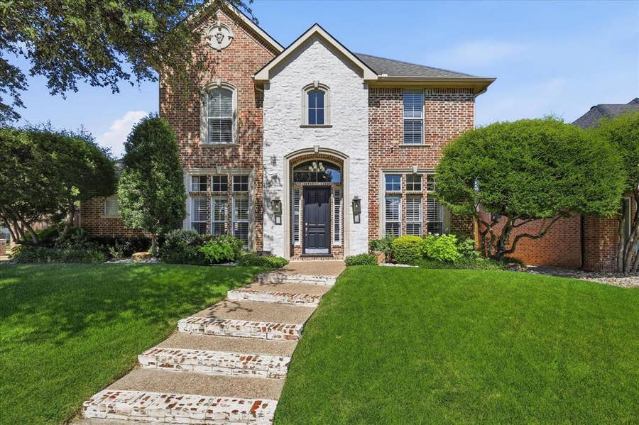 Property photo for 5916 Wight Street, Plano, TX
