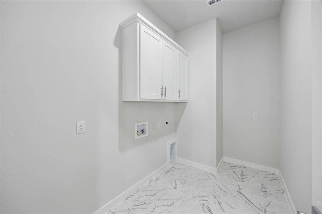4617 Starlight Drive, McKinney, TX 75071 Utility Room in the Picasso II home plan by Trophy Signature Homes – REPRESENTATIVE PHOTO