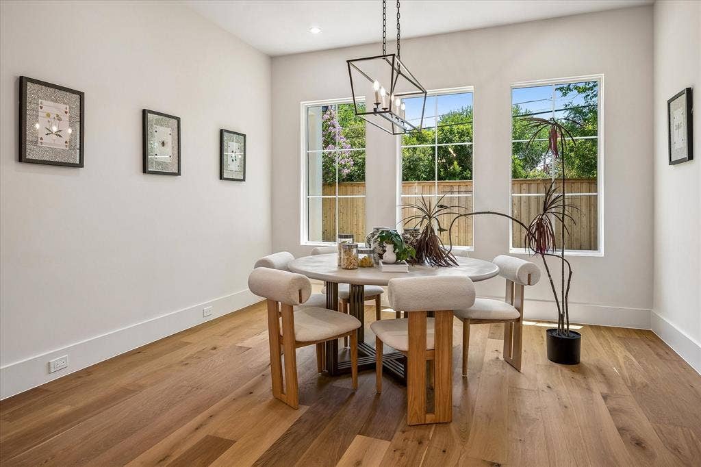 3304 Townsend Drive, Dallas, TX 75229 3304 Townsend Drive, Dallas, TX 75229