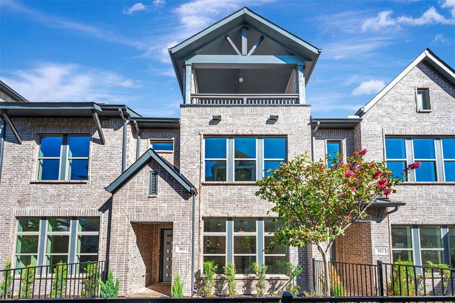 Property photo for 4827 Fuller Court, #503, Irving, TX