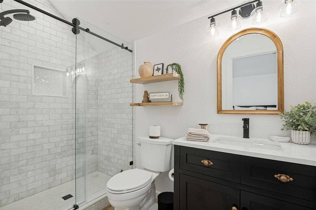 5610 Niagara Court, Midlothian, TX 76065 5610 Niagara Court, Midlothian, TX 76065
