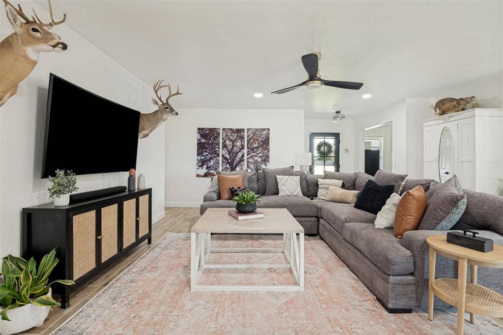5610 Niagara Court, Midlothian, TX 76065 5610 Niagara Court, Midlothian, TX 76065