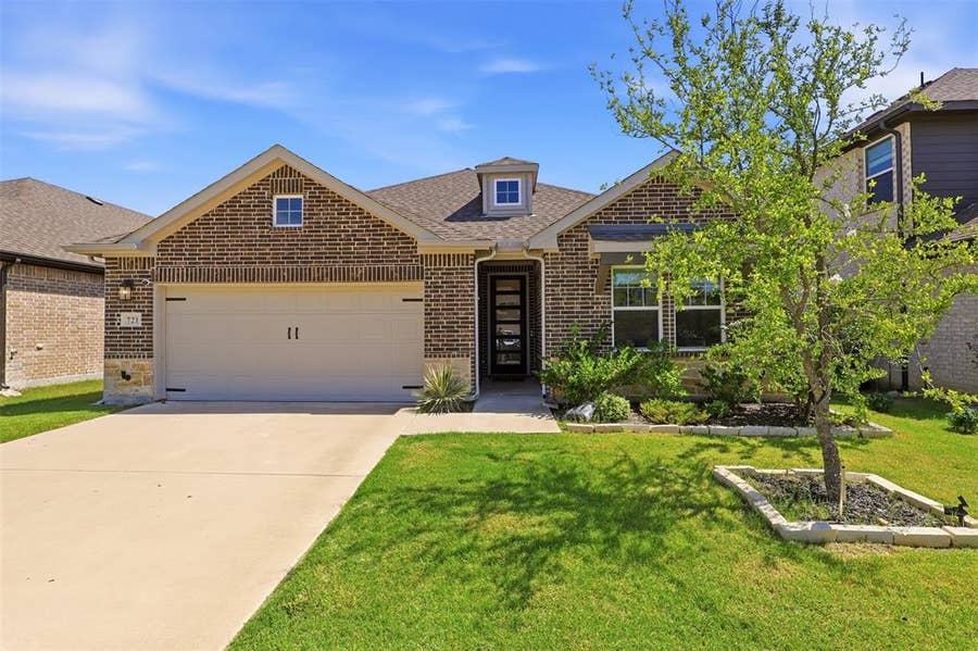 Property photo for 721 Declaration Drive, Princeton, TX