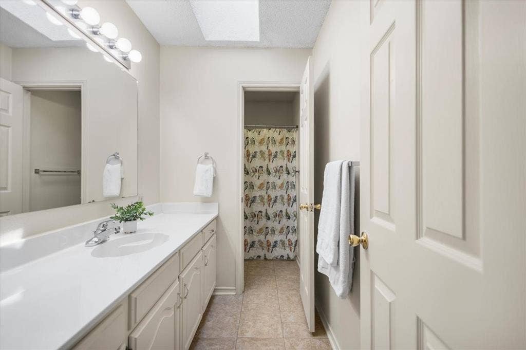 2824 Crestview Avenue, Tyler, TX 75701 2824 Crestview Avenue, Tyler, TX 75701