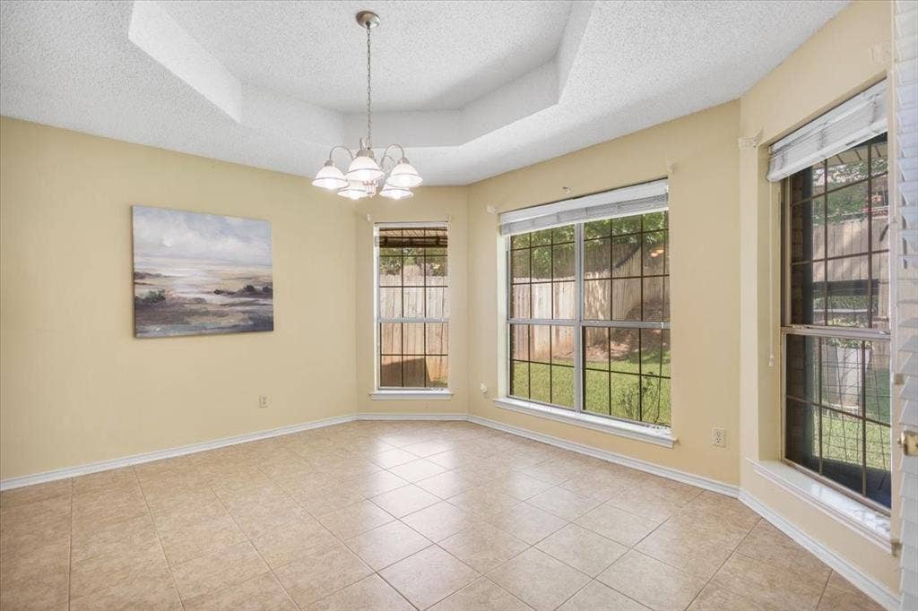 2824 Crestview Avenue, Tyler, TX 75701 2824 Crestview Avenue, Tyler, TX 75701