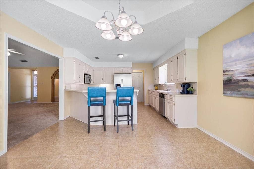 2824 Crestview Avenue, Tyler, TX 75701 2824 Crestview Avenue, Tyler, TX 75701