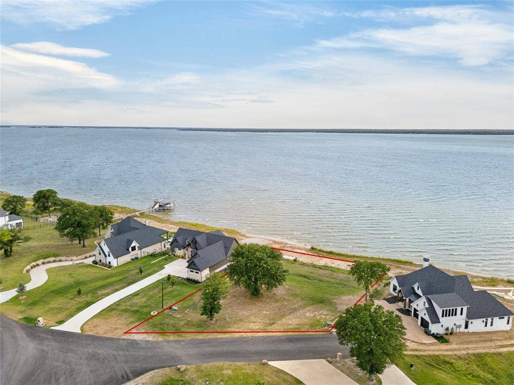 1548 Shoreline Drive, Mabank, TX 75143 1548 Shoreline Drive, Mabank, TX 75143